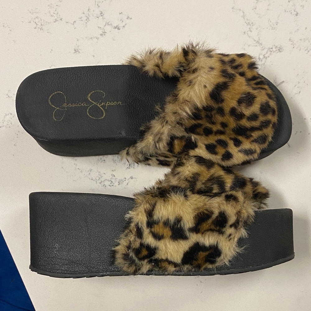 Jessica Simpson Black and Leopard Faux Fur Platform Mules - Picture 3 of 4
